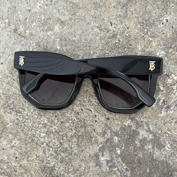 Burberry Primrose sunglasses main image 6